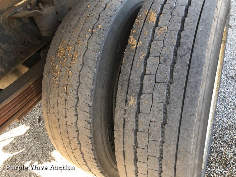 image for item DF1034 2005 Chevrolet C4500 dump truck