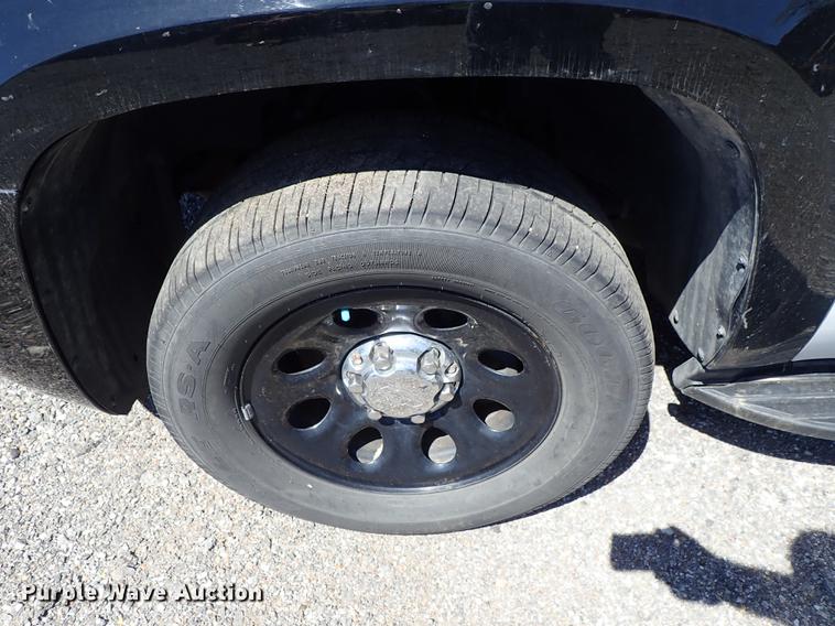 image for item DF1040 2013 Chevrolet Tahoe Police SUV