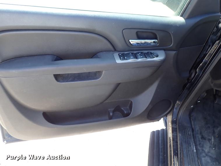 image for item DF1041 2014 Chevrolet Tahoe Police SUV