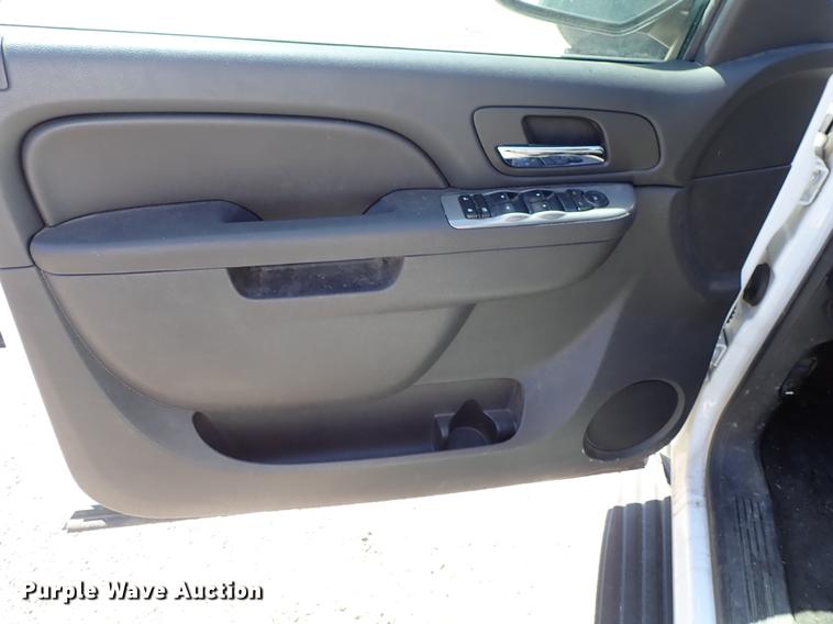 image for item DF1042 2013 Chevrolet Tahoe SUV