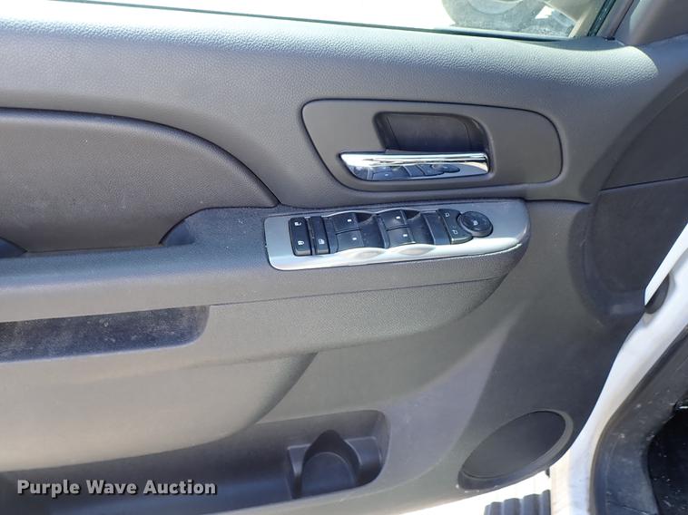 image for item DF1042 2013 Chevrolet Tahoe SUV