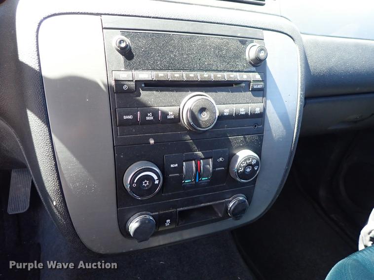 image for item DF1042 2013 Chevrolet Tahoe SUV