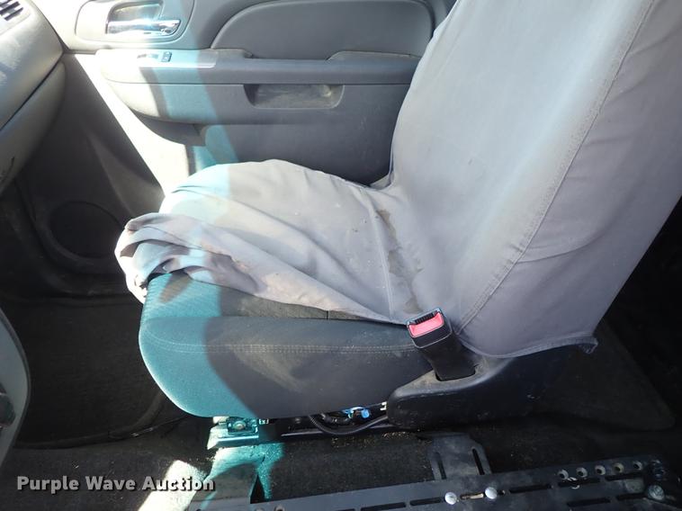 image for item DF1042 2013 Chevrolet Tahoe SUV