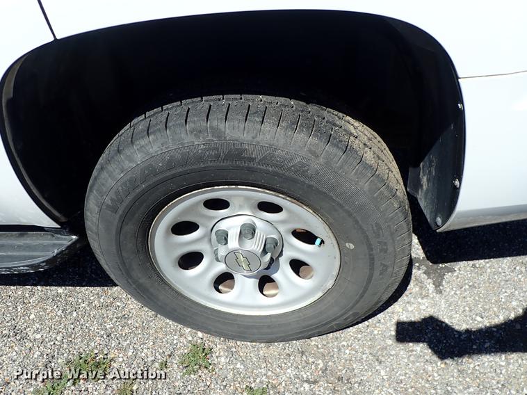 image for item DF1042 2013 Chevrolet Tahoe SUV