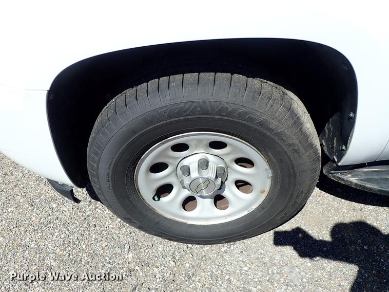 image for item DF1042 2013 Chevrolet Tahoe SUV