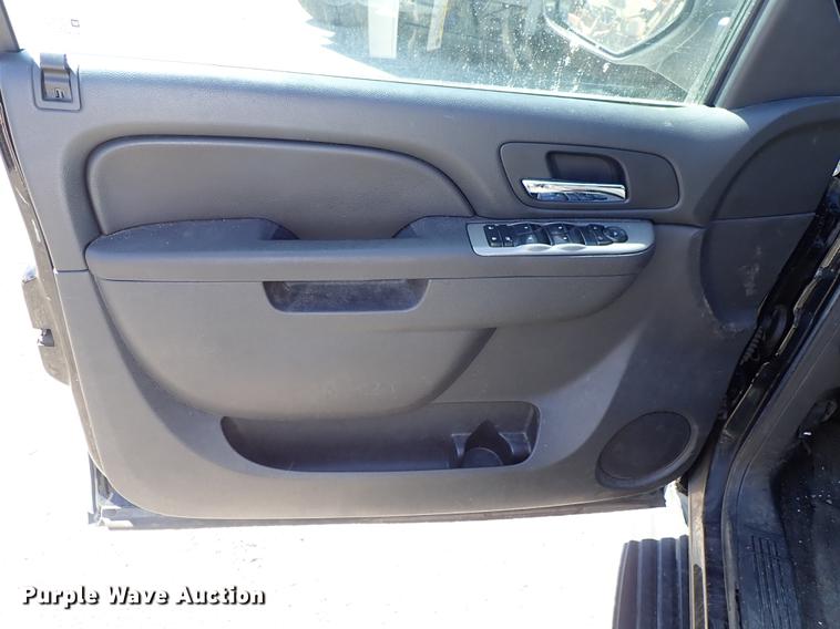 image for item DF1043 2012 Chevrolet Tahoe Police SUV