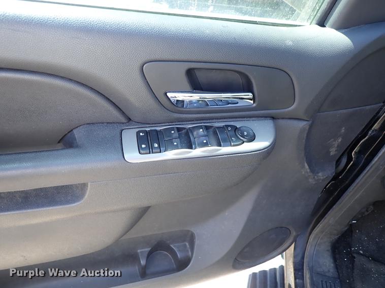 image for item DF1043 2012 Chevrolet Tahoe Police SUV