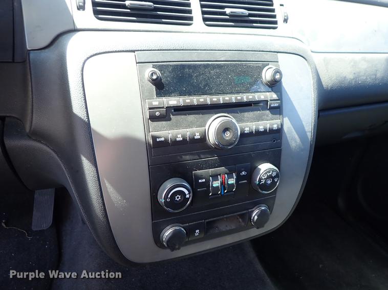 image for item DF1043 2012 Chevrolet Tahoe Police SUV