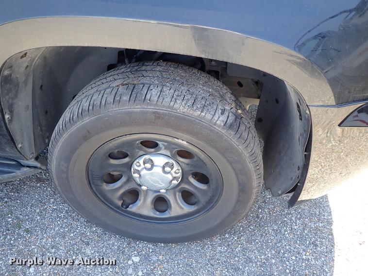 image for item DF1044 2013 Chevrolet Tahoe Police SUV