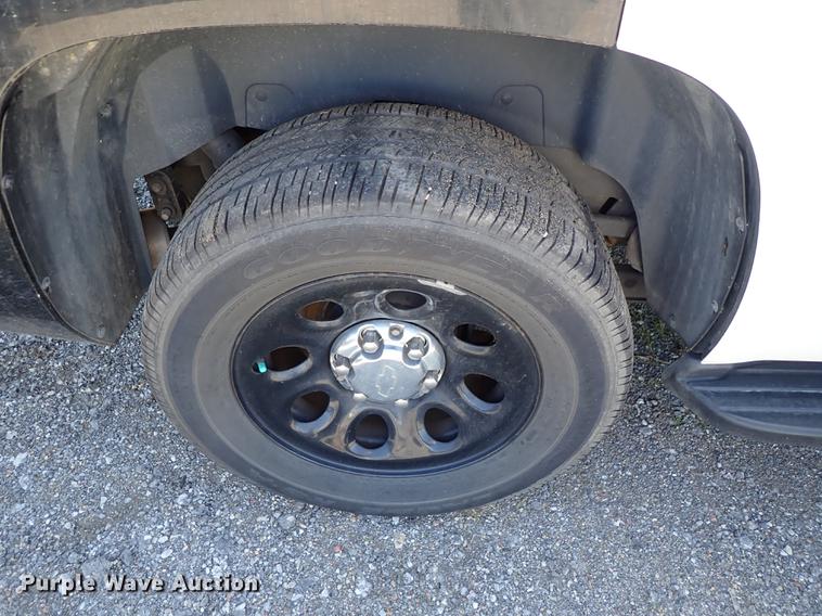 image for item DF1044 2013 Chevrolet Tahoe Police SUV