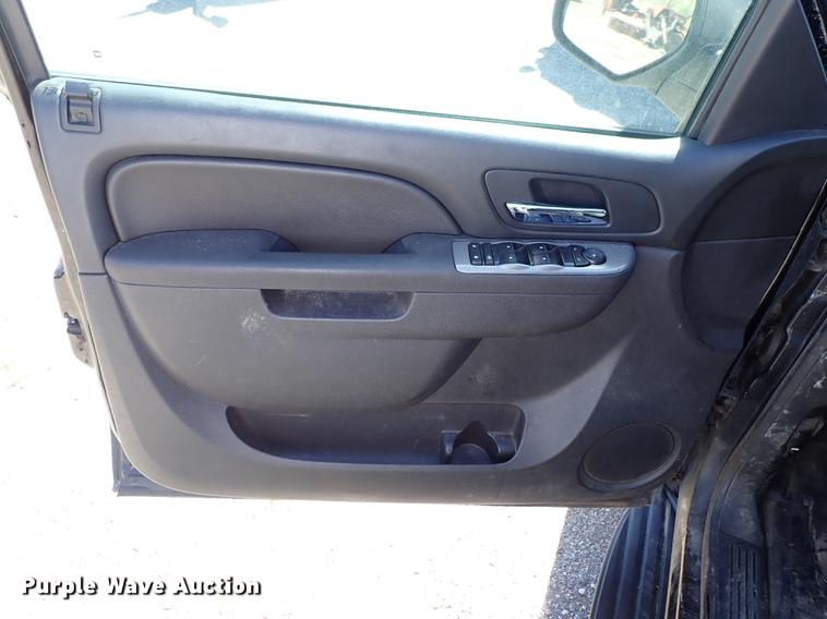 image for item DF1045 2013 Chevrolet Tahoe Police SUV