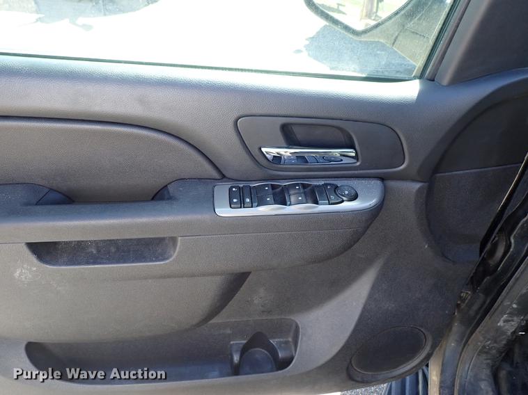 image for item DF1045 2013 Chevrolet Tahoe Police SUV