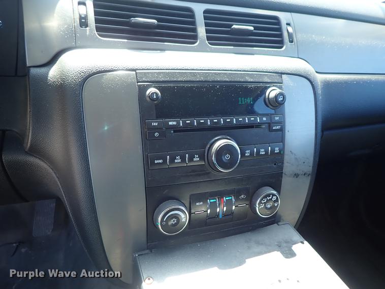 image for item DF1045 2013 Chevrolet Tahoe Police SUV