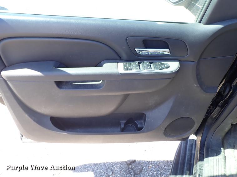 image for item DF1046 2014 Chevrolet Tahoe Police SUV