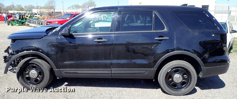 image for item DF1048 2017 Ford Explorer Police Interceptor SUV