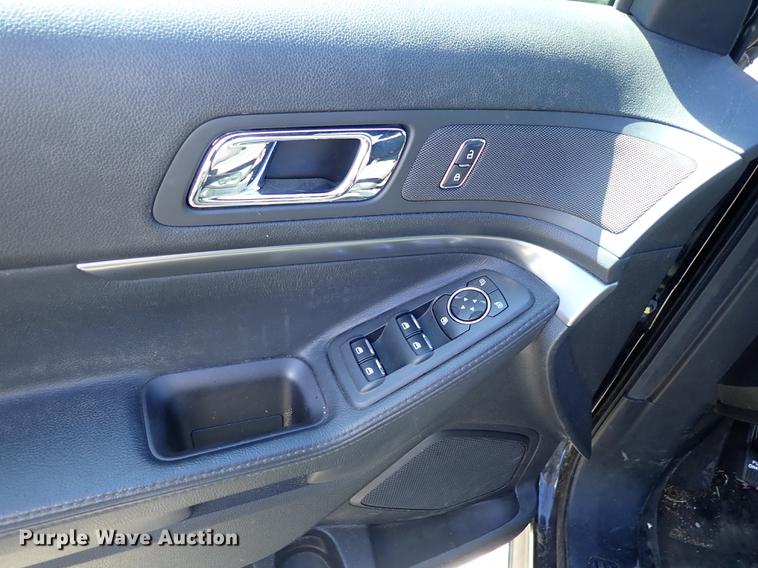 image for item DF1048 2017 Ford Explorer Police Interceptor SUV