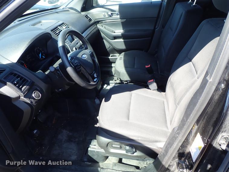 image for item DF1048 2017 Ford Explorer Police Interceptor SUV