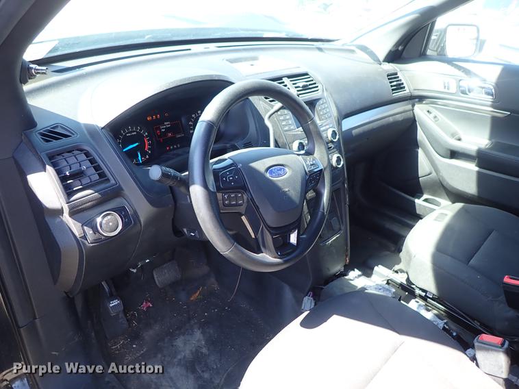 image for item DF1048 2017 Ford Explorer Police Interceptor SUV