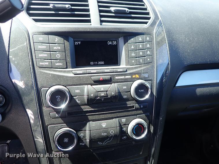 image for item DF1048 2017 Ford Explorer Police Interceptor SUV