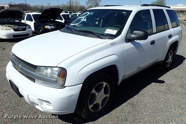 image for item DF1051 2008 Chevrolet TrailBlazer LS SUV