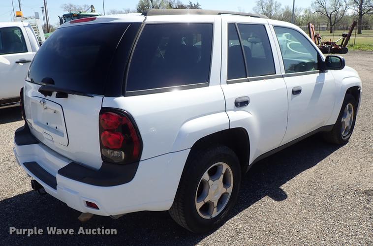 image for item DF1051 2008 Chevrolet TrailBlazer LS SUV