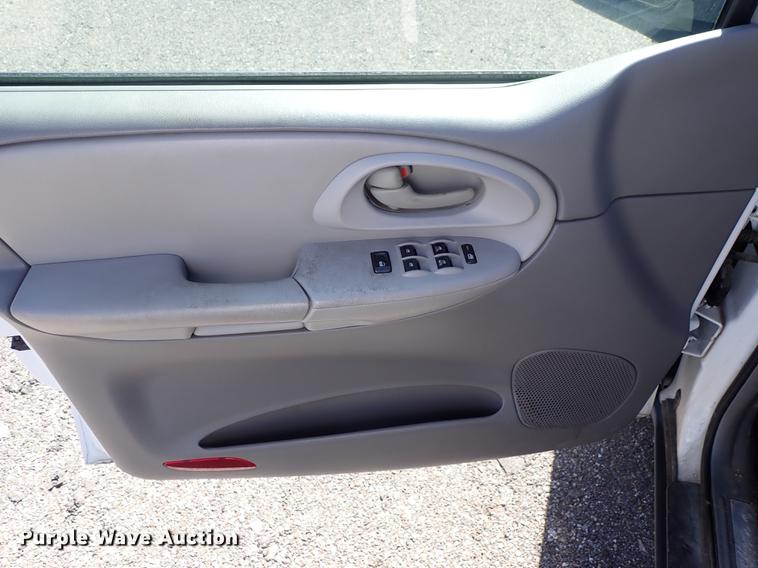 image for item DF1051 2008 Chevrolet TrailBlazer LS SUV