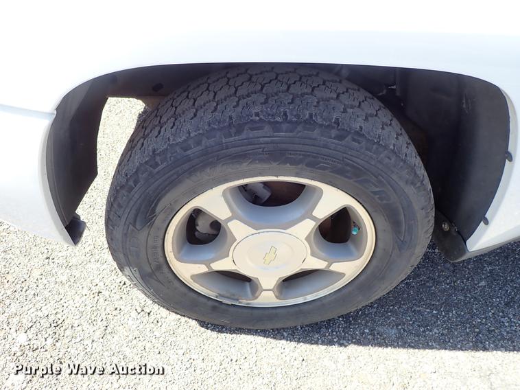 image for item DF1051 2008 Chevrolet TrailBlazer LS SUV