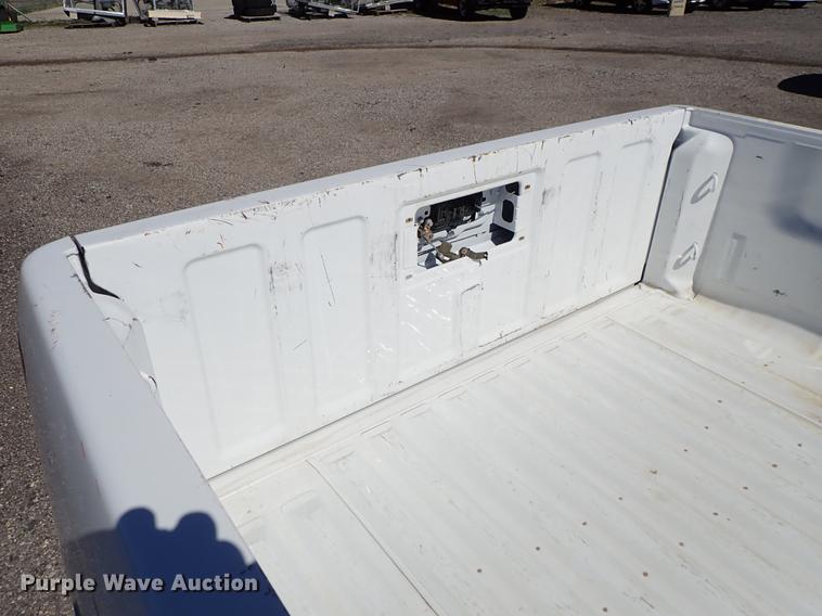 image for item DF1052 2005 Chevrolet Colorado Ext. Cab pickup truck