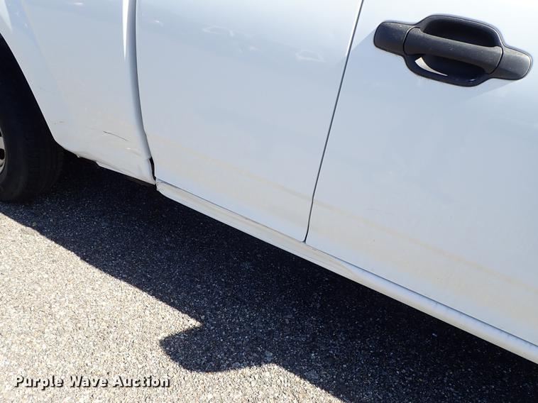 image for item DF1052 2005 Chevrolet Colorado Ext. Cab pickup truck