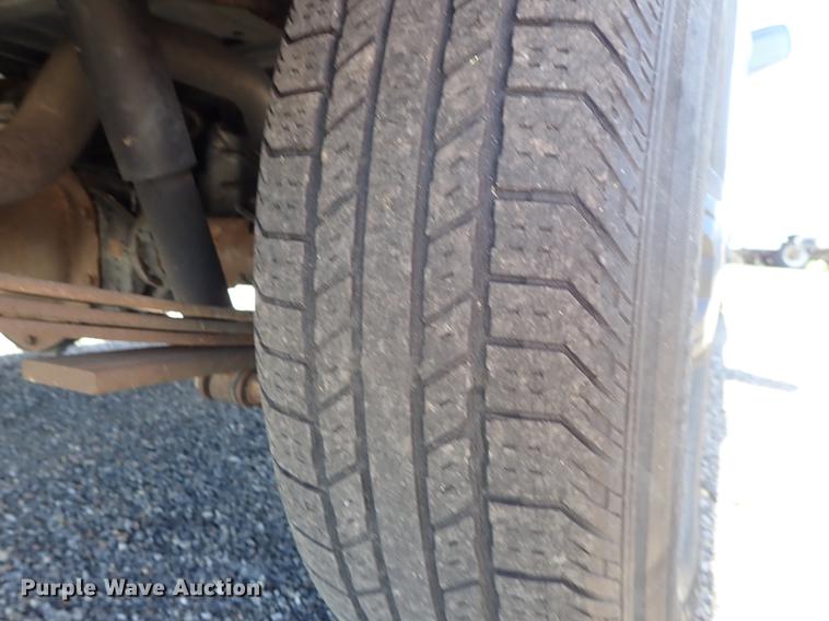 image for item DF1052 2005 Chevrolet Colorado Ext. Cab pickup truck