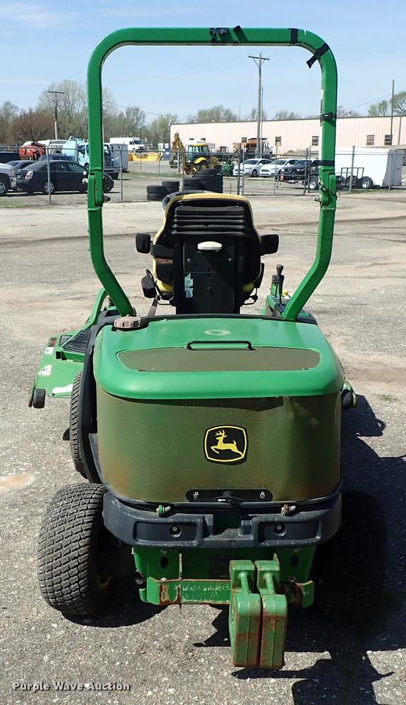 image for item DF1054 2008 John Deere 1445 Series II lawn mower