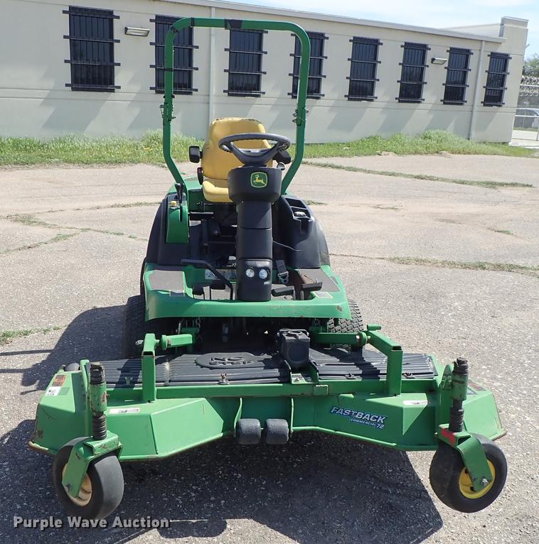 image for item DF1054 2008 John Deere 1445 Series II lawn mower