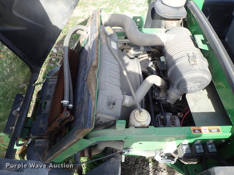 image for item DF1054 2008 John Deere 1445 Series II lawn mower
