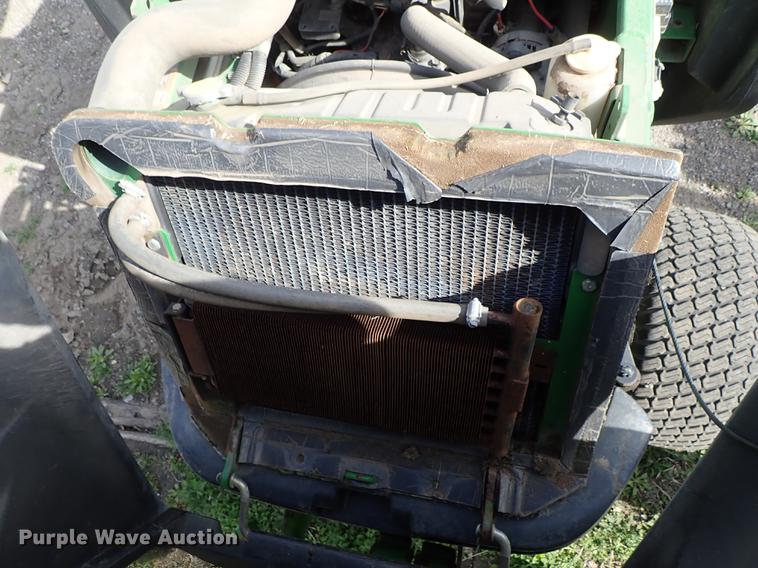 image for item DF1054 2008 John Deere 1445 Series II lawn mower