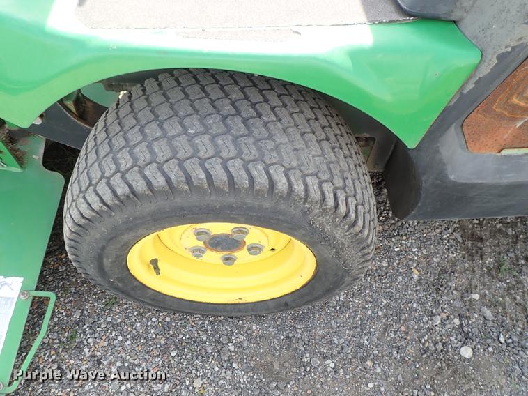 image for item DF1054 2008 John Deere 1445 Series II lawn mower