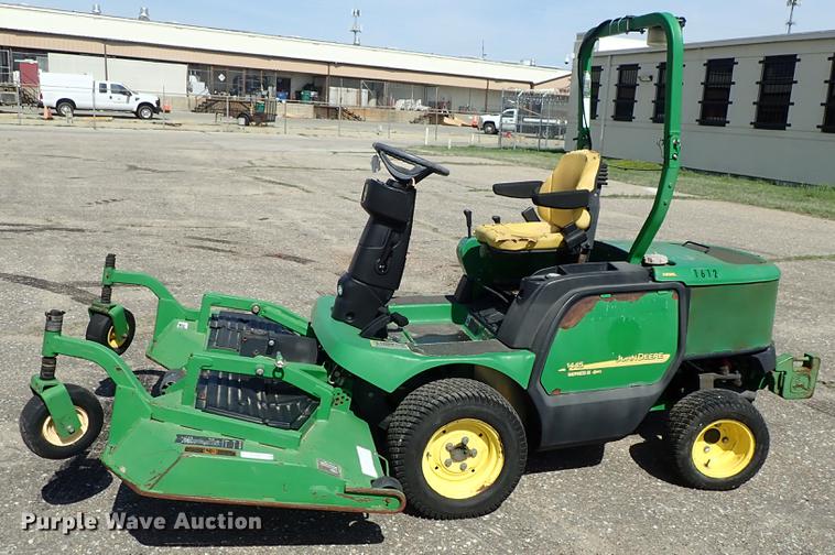image for item DF1055 2008 John Deere 1445 Series II lawn mower