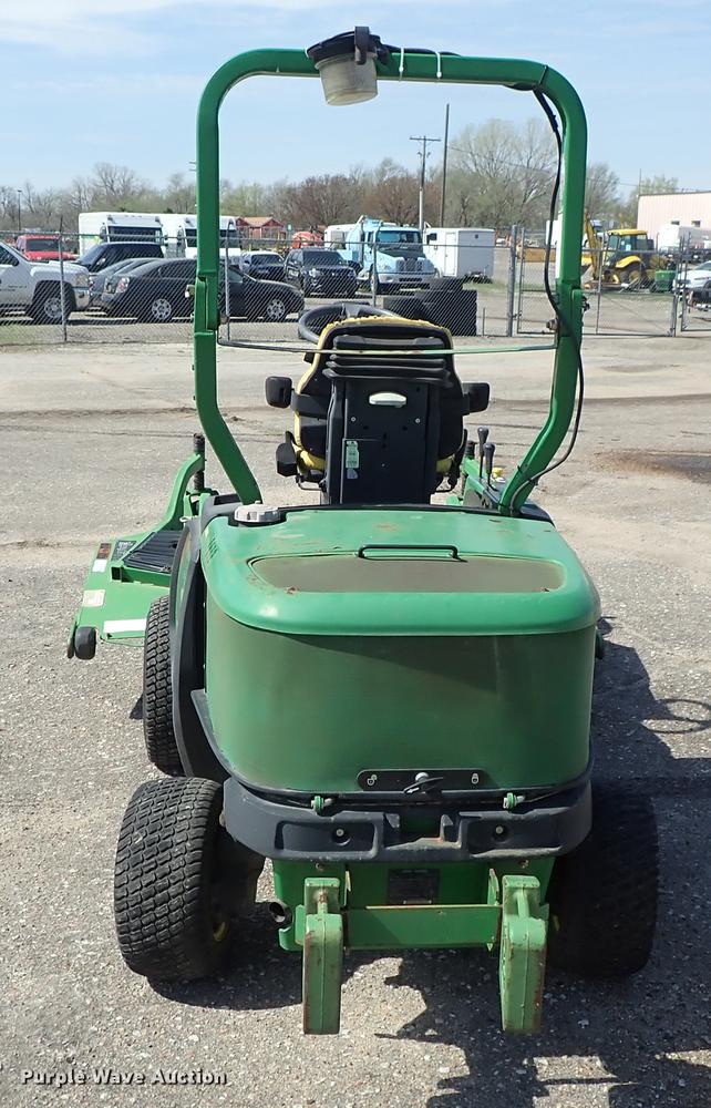 image for item DF1055 2008 John Deere 1445 Series II lawn mower