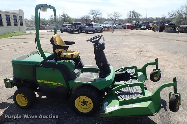 image for item DF1055 2008 John Deere 1445 Series II lawn mower