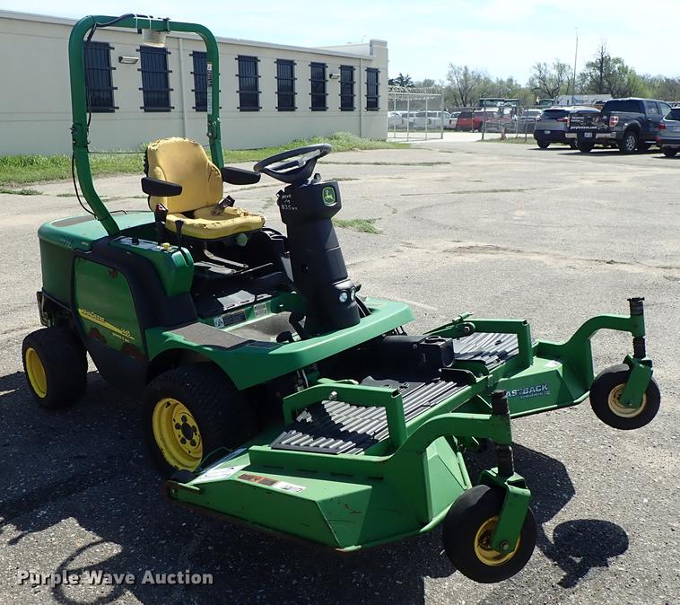 image for item DF1055 2008 John Deere 1445 Series II lawn mower