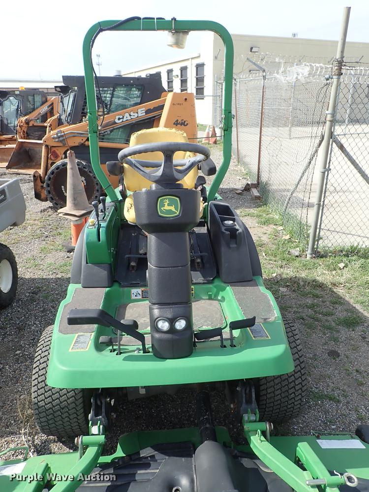 image for item DF1055 2008 John Deere 1445 Series II lawn mower