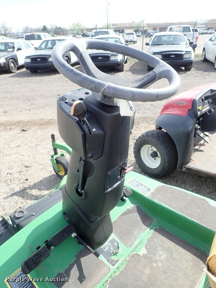 image for item DF1055 2008 John Deere 1445 Series II lawn mower