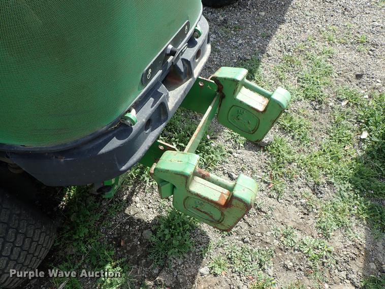 image for item DF1055 2008 John Deere 1445 Series II lawn mower