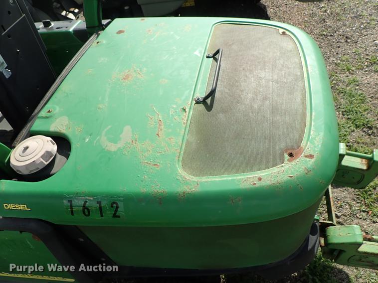 image for item DF1055 2008 John Deere 1445 Series II lawn mower