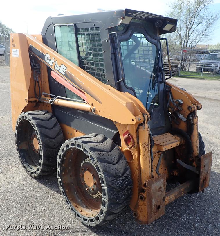 image for item DF1057 2007 Case 440 skid steer