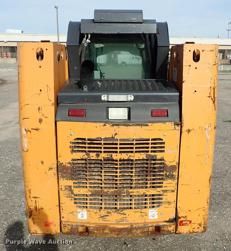 image for item DF1057 2007 Case 440 skid steer