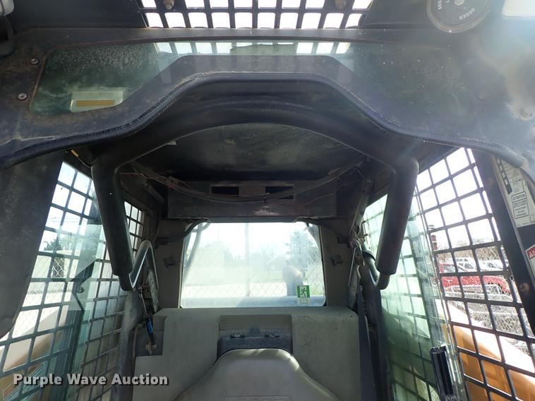 image for item DF1057 2007 Case 440 skid steer