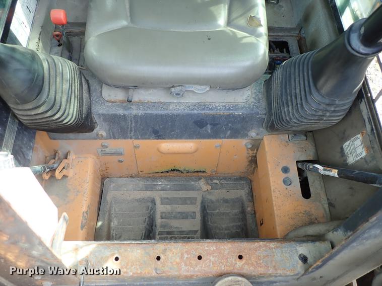 image for item DF1057 2007 Case 440 skid steer