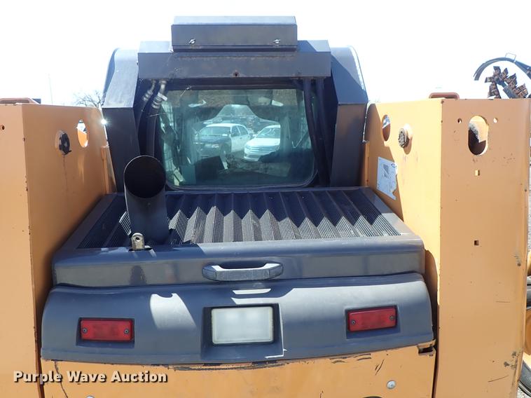 image for item DF1058 2007 Case 440 skid steer