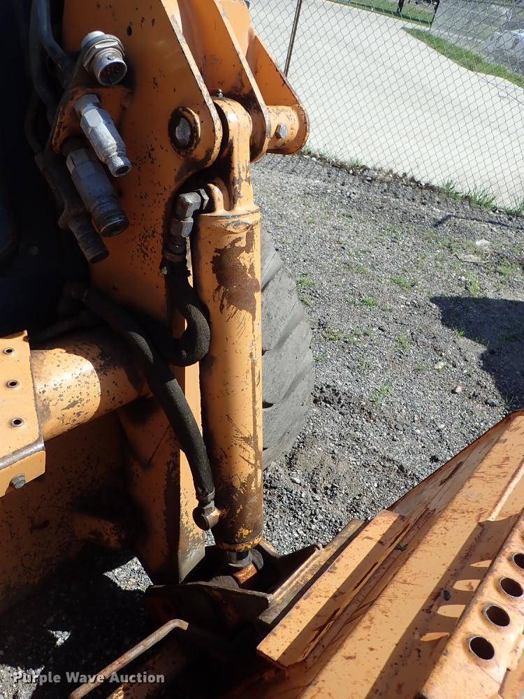 image for item DF1058 2007 Case 440 skid steer