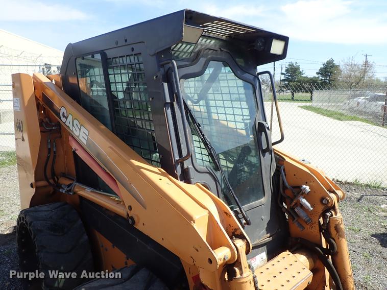 image for item DF1058 2007 Case 440 skid steer